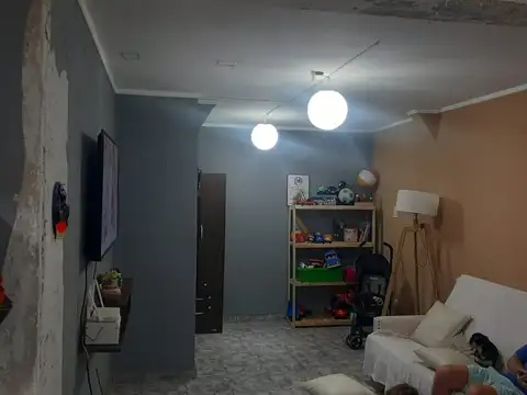 Depto Tipo Casa en Venta 46 años
