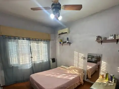 Depto Tipo Casa en Venta 40 años