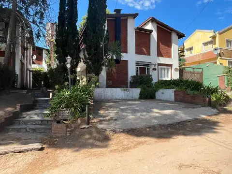 VENTA DE DUPLEX EN PINAMAR CON GAS NATURAL Y PATIO