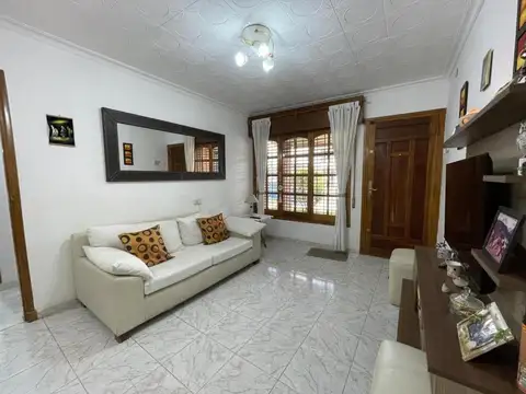 CASA EN VENTA EN ALTA CORDOBA DE 3 DORMITORIOS