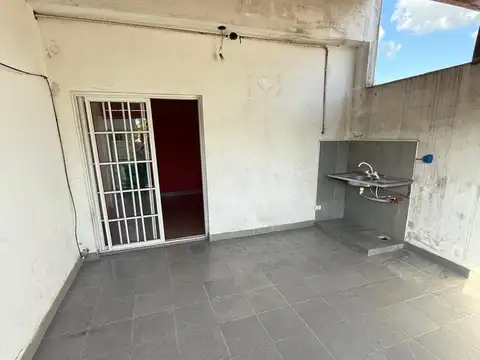 Departamento en Alquiler en Francisco Álvarez, $ 350.000