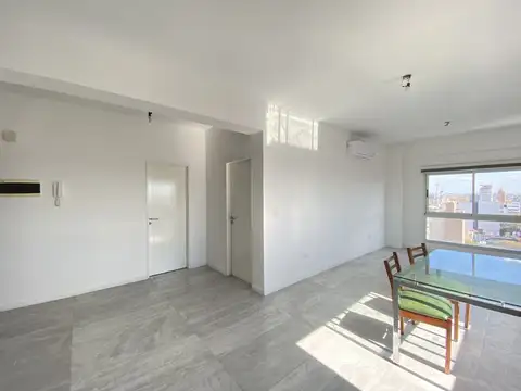 Departamento 2 ambientes. 13avo piso. Vista libre. Amenities