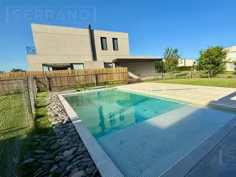 Casa en Venta de 4 dormitorios