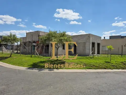 Pilar Del Este. Santa Elisa 100