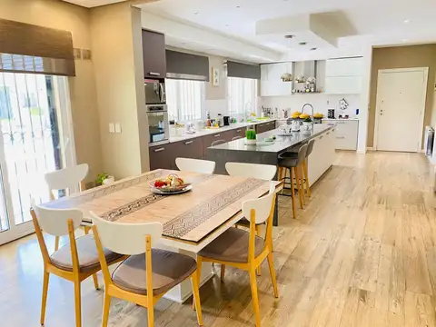 Casa en Venta de 7 dormitorios