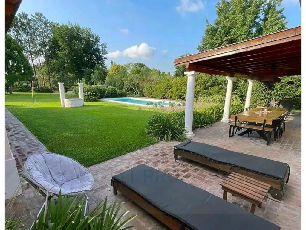 Casa en Venta - La Retama