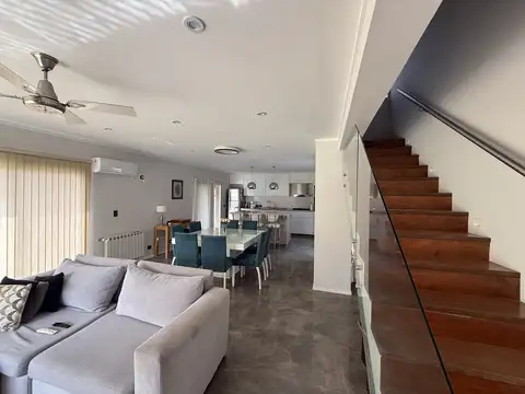 Casa en Venta en Roldan, USD 190.000