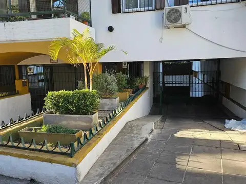 Alquiler Cochera fija en Edificio San Isidro centro