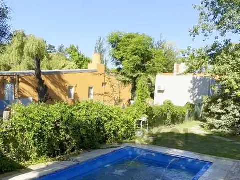 Urquiza 100, Piso 0