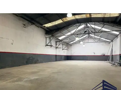 Galpon en Alquiler en Centro, $ 2.600.000