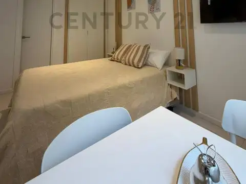 Venta  Monoambiente al contra frente luminoso