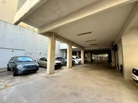 Cochera en Venta con acceso Horizontal