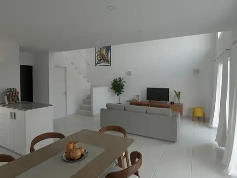 Calle 17 e/ 62 y 63 1400