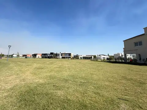 Terreno en Venta de 1079,0 m2