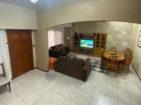 Casa en Venta en Moron Sur, USD 155.000