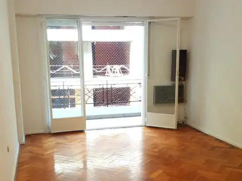 Caracas 400, Piso 2