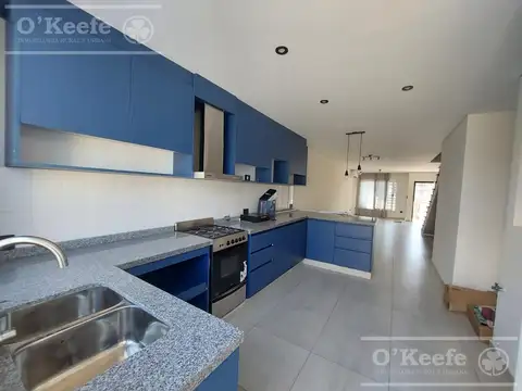 DEPARTAMENTO EN ALQUILER 4 AMBIENTES EN QUILMES CON COCHERA, (TRIPLEX) INMEJORABLE