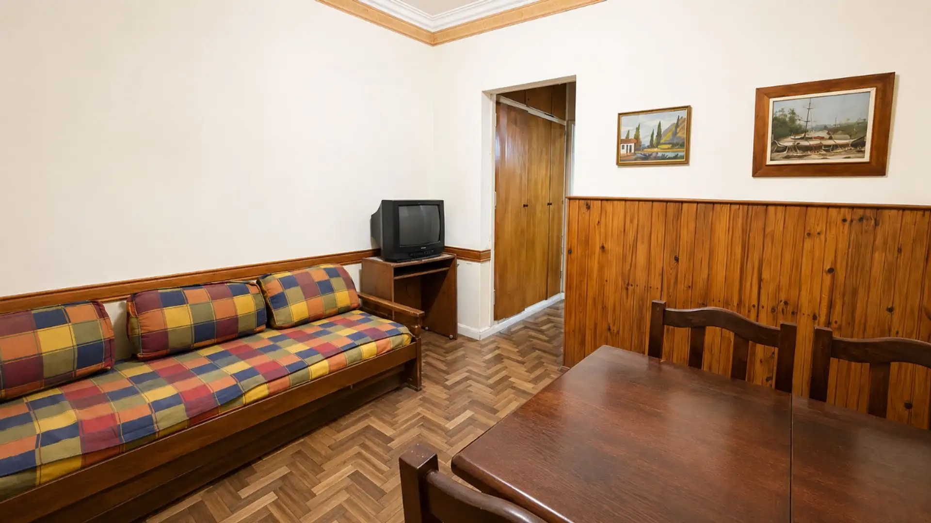 Departamento 2 ambientes en venta – Corrientes 1824, Centro