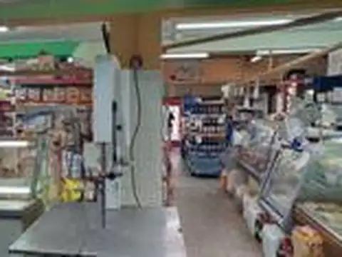 Local en Camilo Aldao 682 Bis