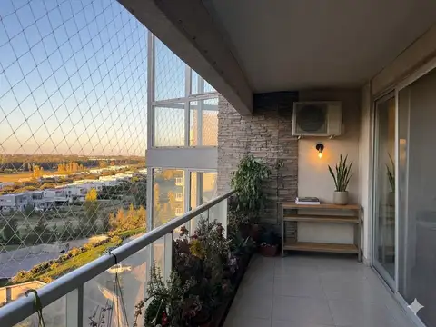 Venta 2 amb Departamento Yoo 2 , Nordelta con cochera cubierta
