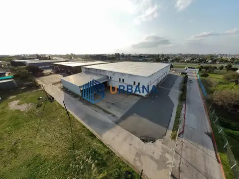 Galpon 4.800m2 mas oficinas, docks de carga y sprinklers