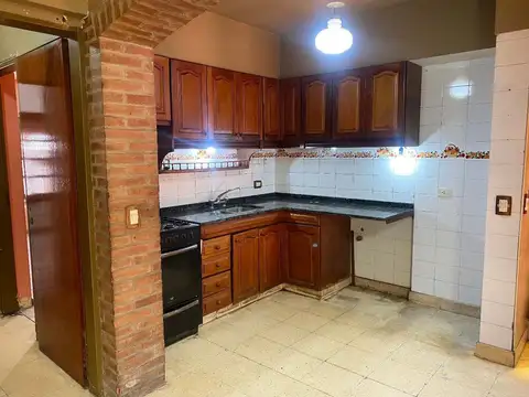 CASA EN VENTA VILLA SOLDATI CAPITAL 5 AMBIENTES