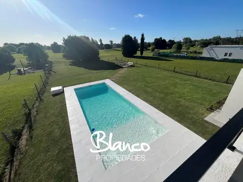 Medal Country Club -