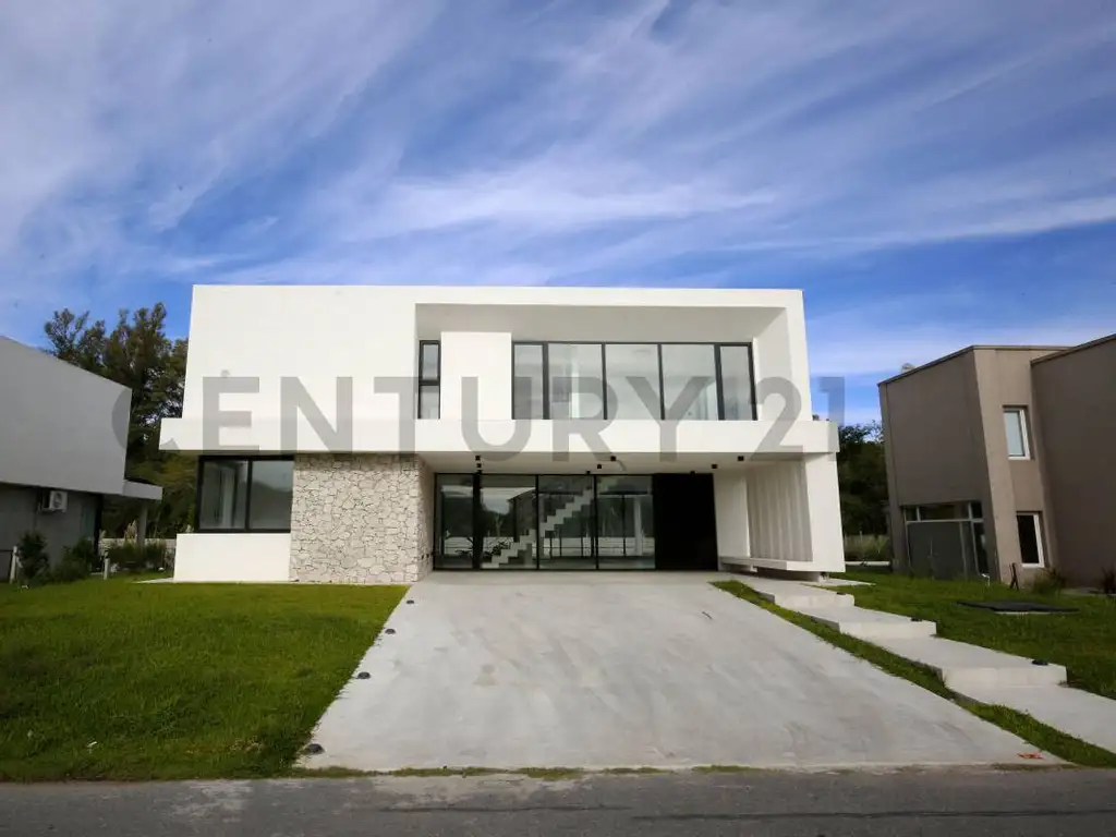Casa en Venta con cochera