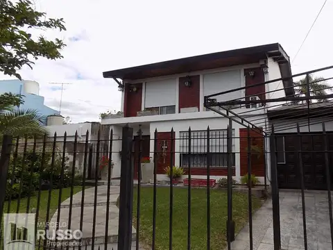 CHALET 4 AMBIENTES – PARQUE JOHNSTON