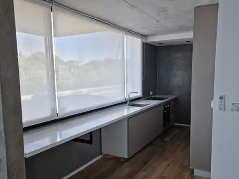 Departamento en Alquiler con 1 cocheras