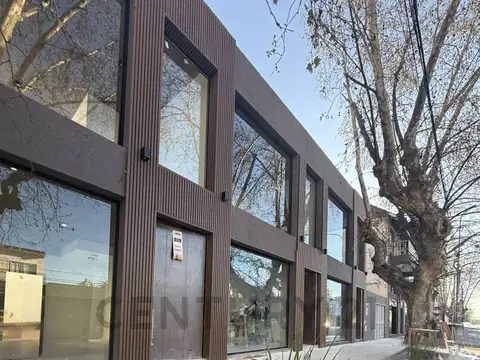 Alquiler Local comercial Av. Pte peron