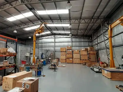 Excelente Deposito y Oficinas Parque Industrial Tortuguitas