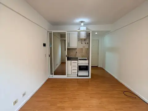 Departamento en Alquiler en Caballito, $ 450.000