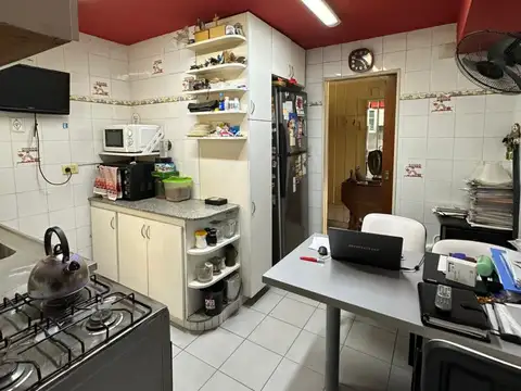Departamento 4 ambientes con 2 baños