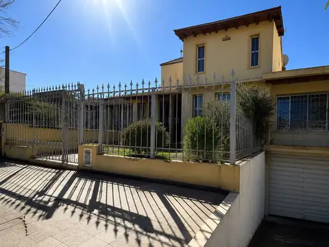 VENTA CASA 3 DORM QUEBRADA DE LAS ROSAS CÓRDOBA