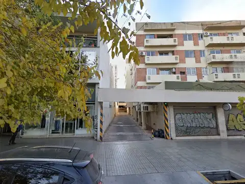 Avenida Pedro Molina 200