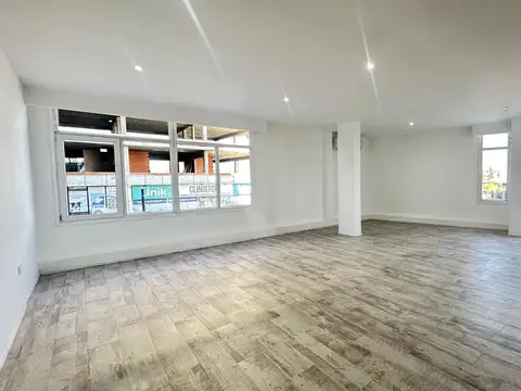 Alquiler Oficina Departamento c/ cochera 1ºP en Delta Center