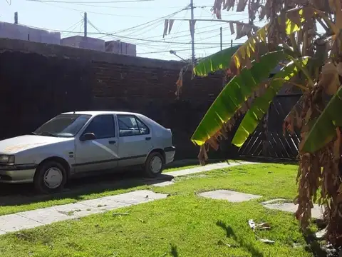 Casa en venta - 2 Dormitorios 1 Baño - Tigre