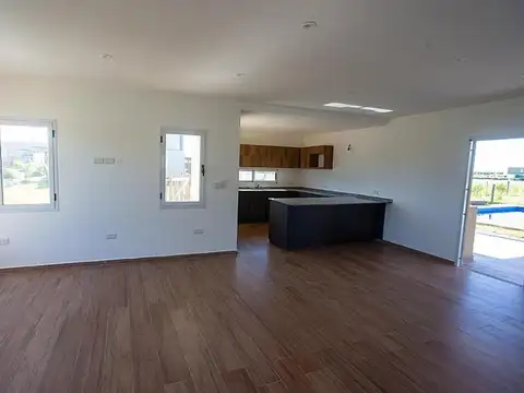 Casa en Venta en Countries y Barrios Cerrados en San Vicente, USD 143.000