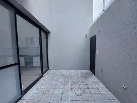 Depto Tipo Casa 2 ambientes con 2 baños