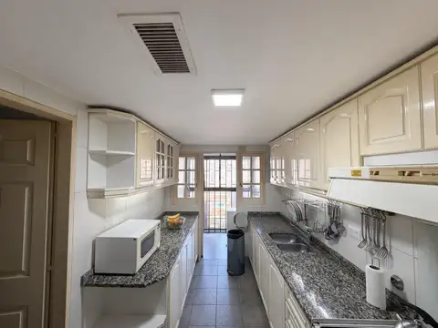 Departamento 4 ambientes con 3 baños