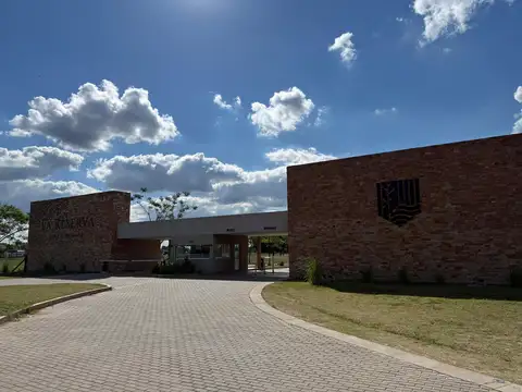 Terreno en Venta 50  mts Fondo