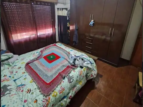 CASA EN VENTA IDEAL DOS FAMILIAS, MALABIA 2800 SAN JUSTO. SON 2 PH EN EL MISMO LOTE