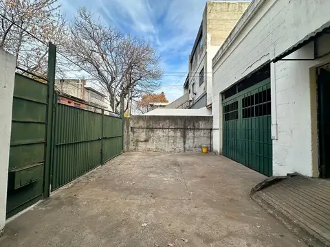 Galpon en Venta 8  mts Frente