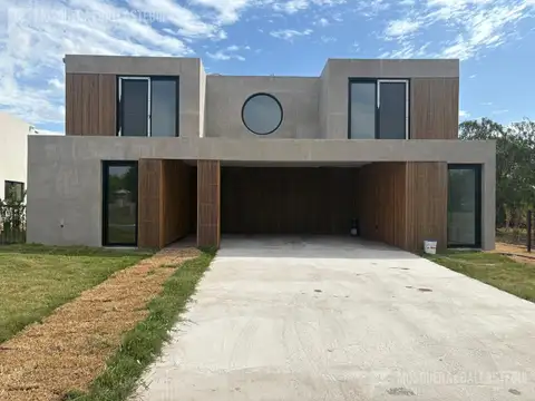 Casa en Pilara