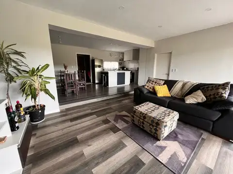 Casa en Venta en La Calera, USD 98.000