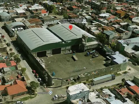 Galpón Industrial 2600 m² en Fracción de 5200 m² - Frente a 3 Calles - c/ Red de Incendio- San Justo