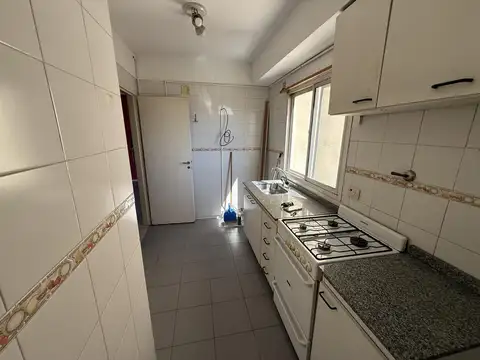 Av. Belgrano  al 4700