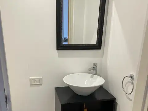 Departamento en Alquiler con 1 cocheras