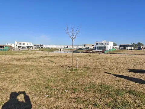 Terreno Interno en San Fermín al agua